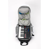 Mochila reciclada con diseño interior modular para equipo electrónico. myhd.cl - Ableton Push 2